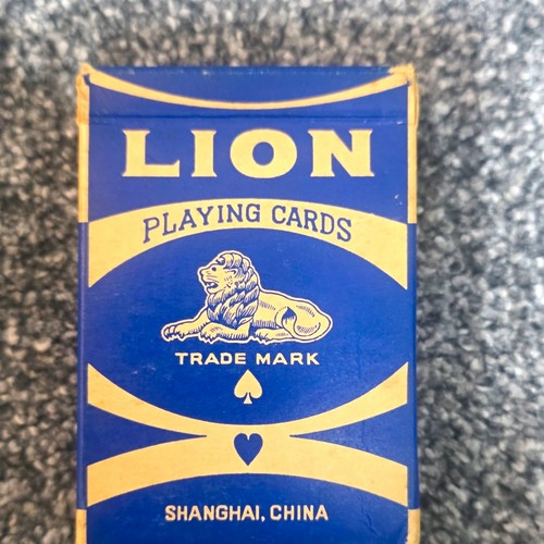 Lion playing cards card - playing,