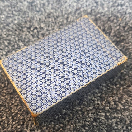 Blue patterned playing - patterned,